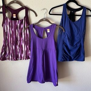 Lucy workout tank top bundle size XS